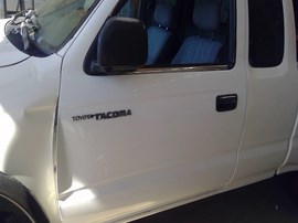 2000 TOYOTA TACOMA PRERUNNER, WHITE, EXTD CAB, 3.4L, AT, 2WD. Z26499